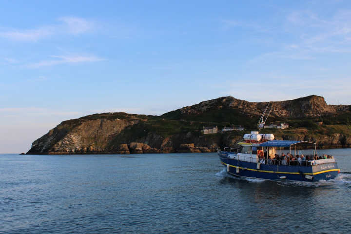 Howth Cliff Cruises – Howth Cruise and Dine Experience