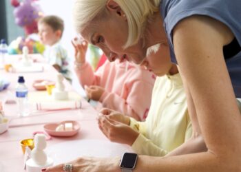 Malahide Castle Sports Pavilion – Mum & Me: Autumn Cupcake Decorating Workshop