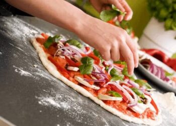 TSEAC – Family Sourdough Pizza Making Workshop