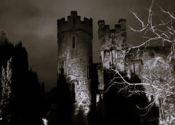 Samhain Tours of Howth Castle
